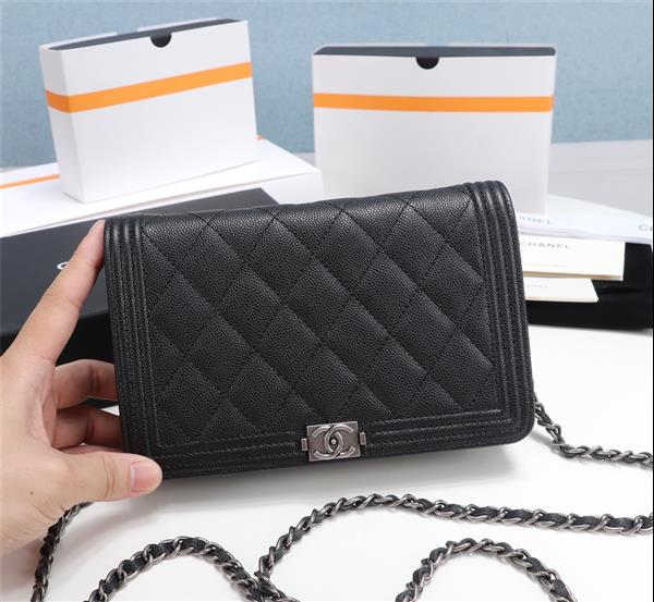 2026127205128240 470